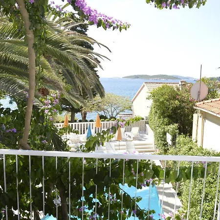 Apartament Ora *
