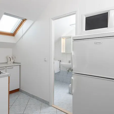 Apartment Ora *