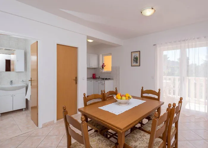 Ora Apartman Orebić